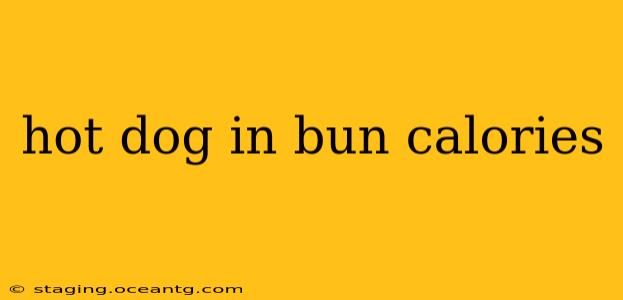 hot dog in bun calories